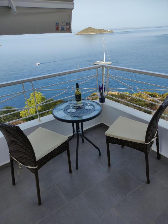 Infinity Blue Suite Panteli Eksteriør bilde